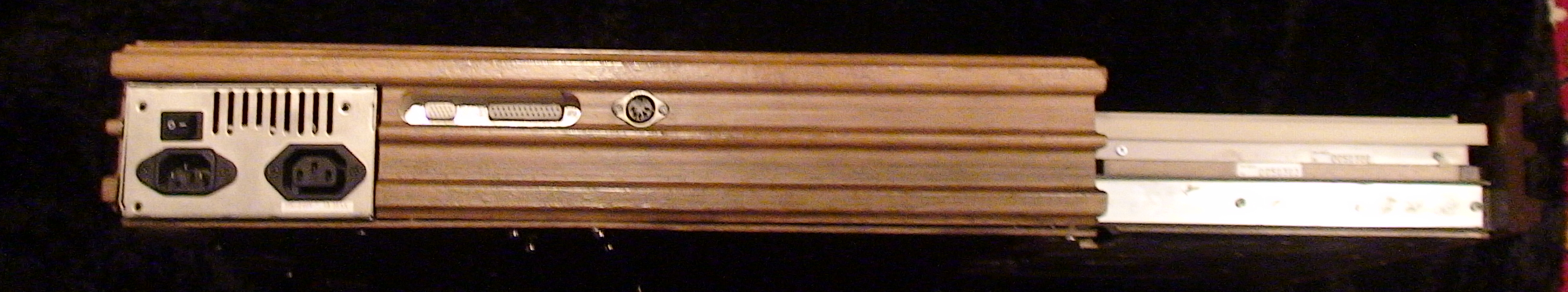 Mephisto Wundermaschine Genius 2 — WM_Side.jpg