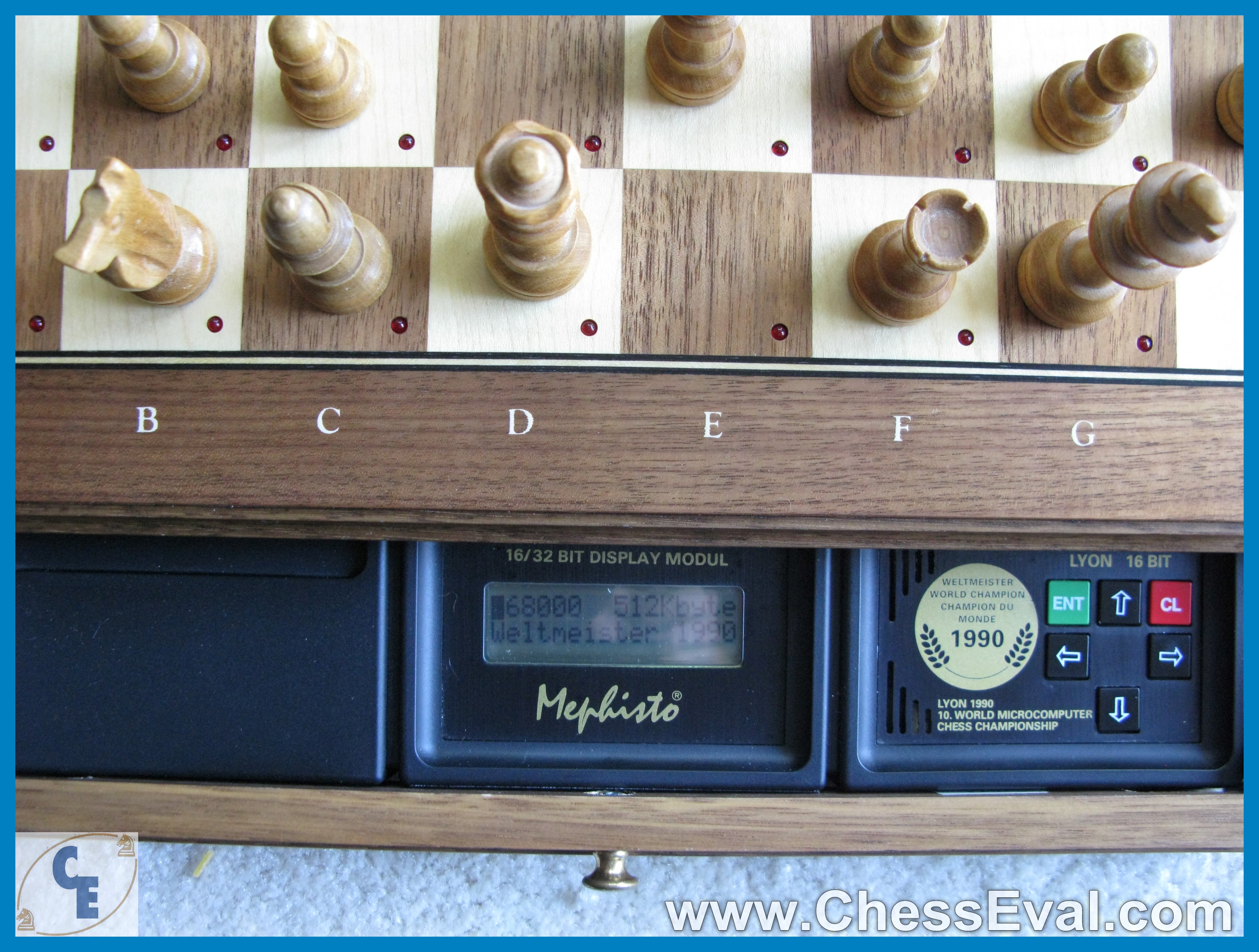 Mephisto Exclusive Lyon 68000 16 Bit (1990) — Exclusive Lyon 68000-3.jpeg