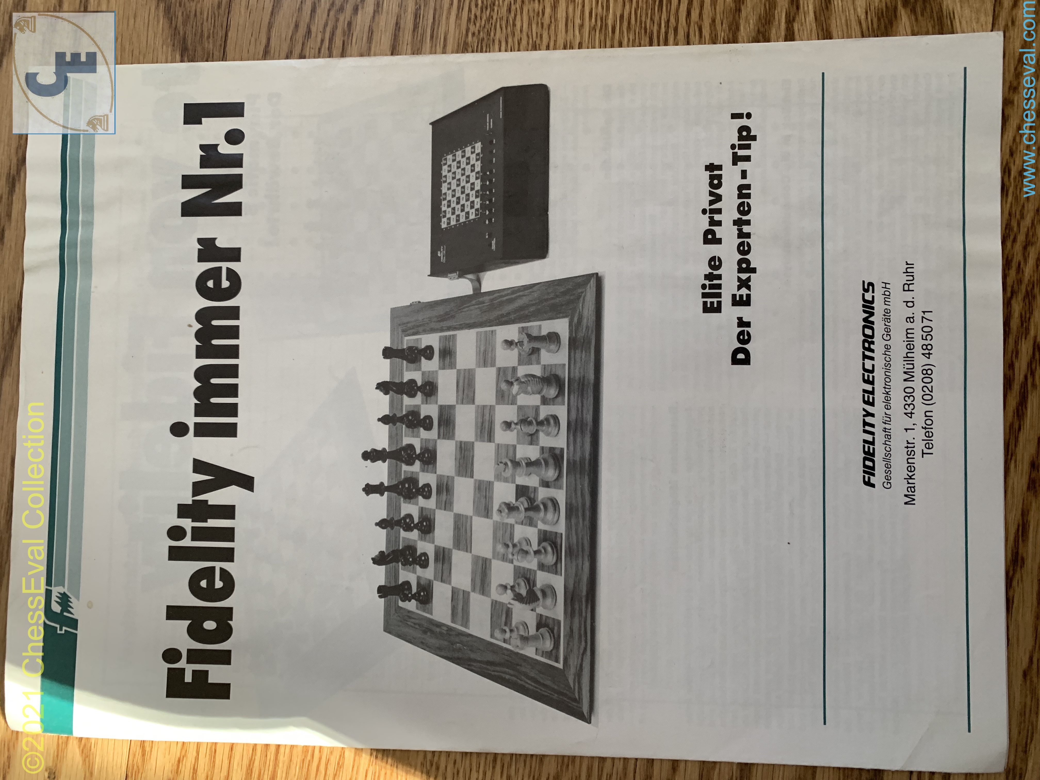 Fidelity Elite Privat advertising leaflet depicting the separate board and display unit.